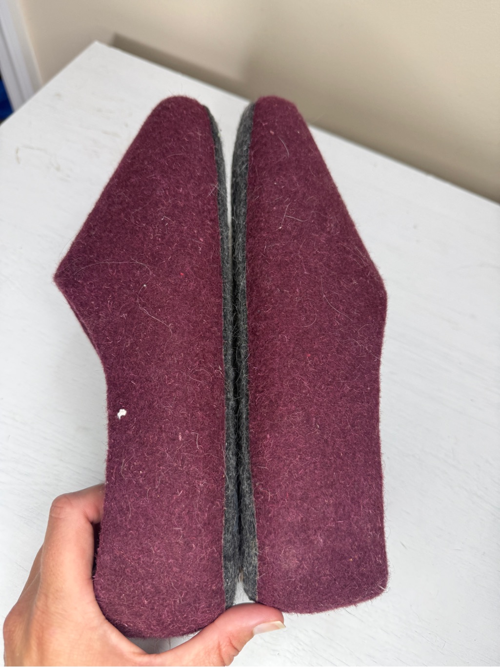 Kyrgies Wool Felt Slippers Unisex M 9-9.5, W 11.5-12 — image 7 of 8